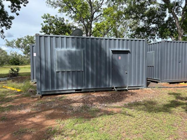 Territory Manor Motel & Caravan Park Mataranka Chambre photo